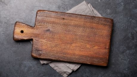 Qué es mejor: tabla de cortar de madera, de piedra o de plástico?