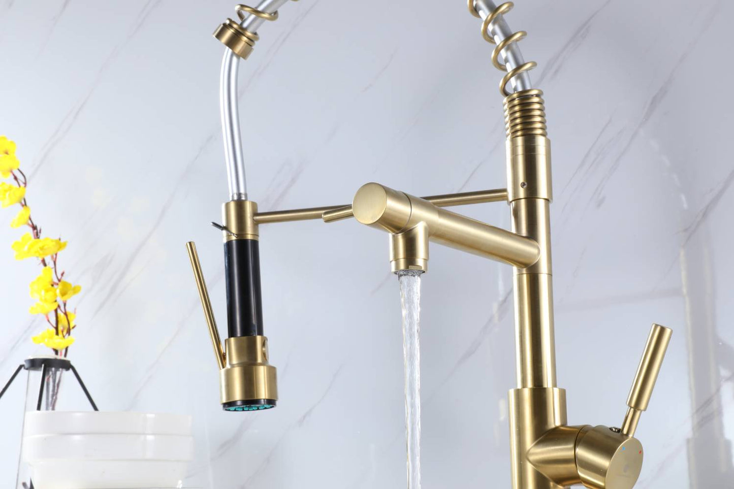 Brushed Gold High Arc brass Kitchen Sink Faucet Pull Down Spray with lock ring and deck plate