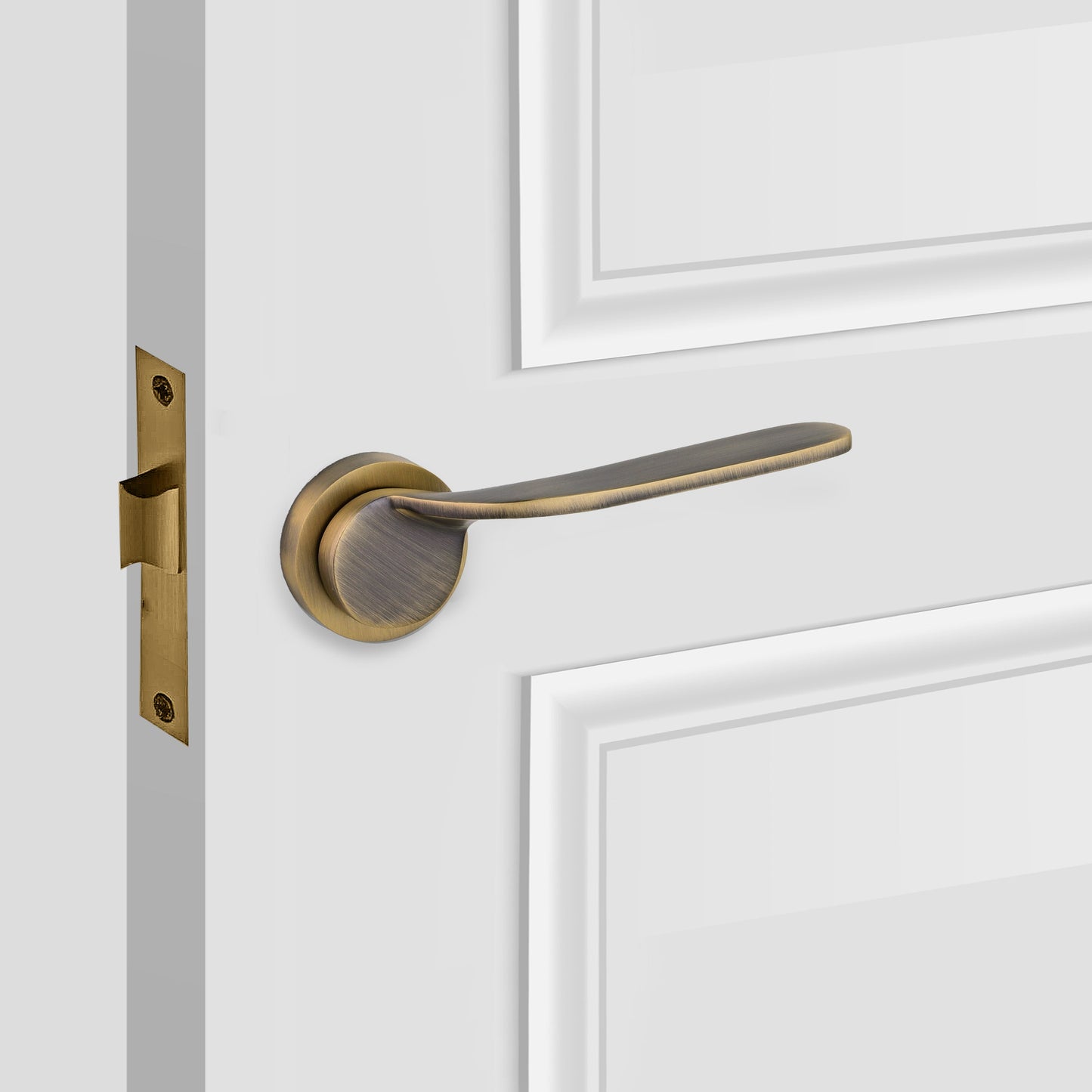 Signature Stylish Brass Door Lever Handles