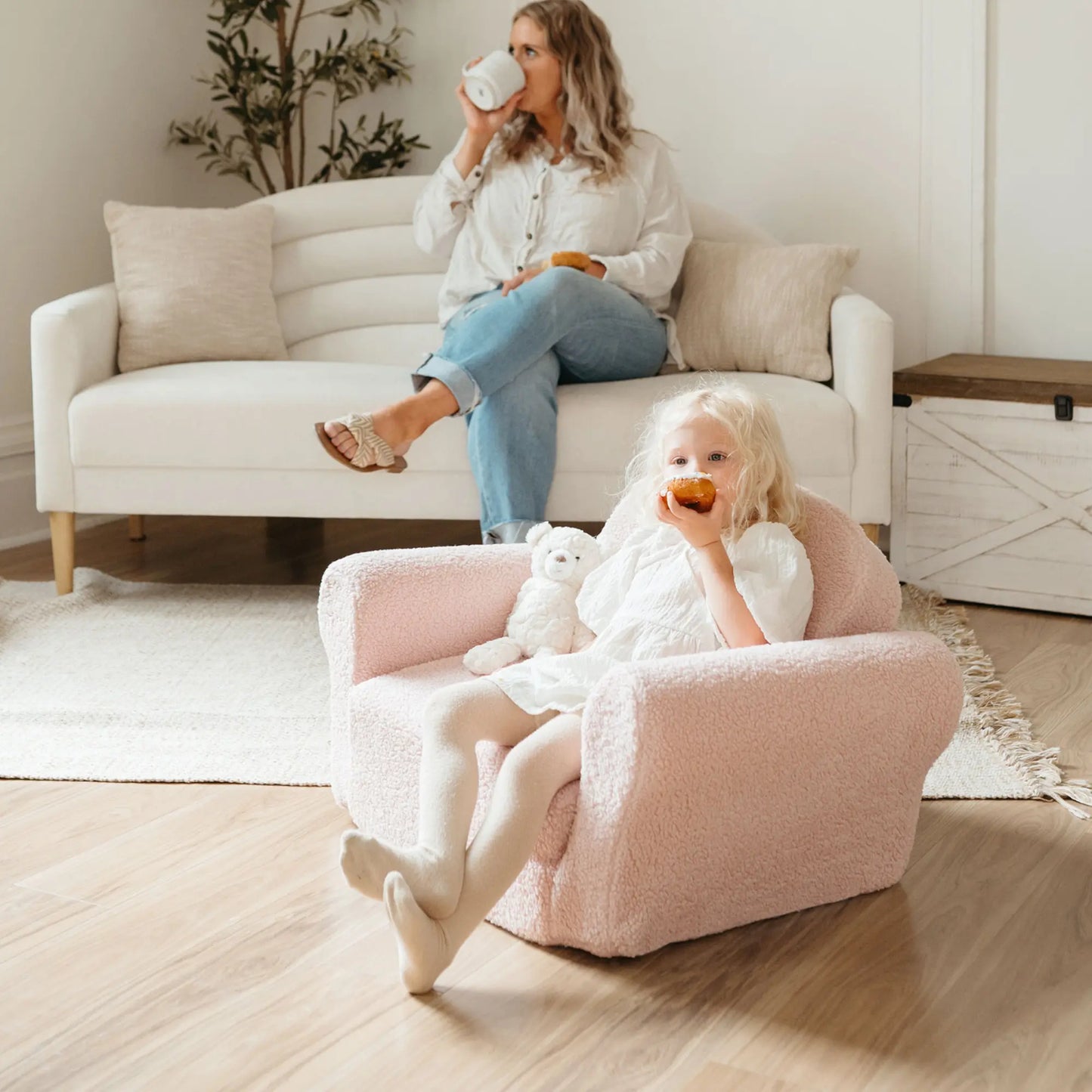 Tiny Land® Afternoon Couch —— Pink Kids Chair