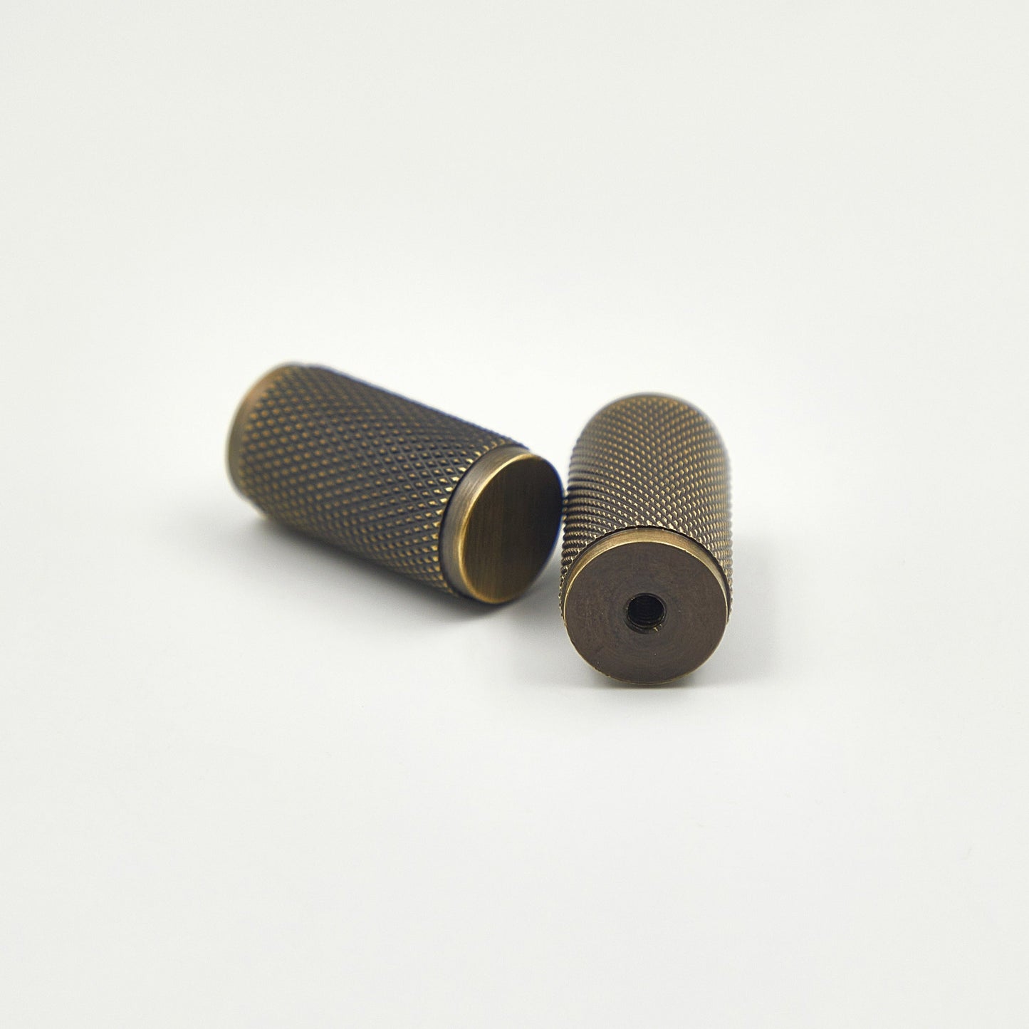 Knurled Cylinder Texture Pull Handles