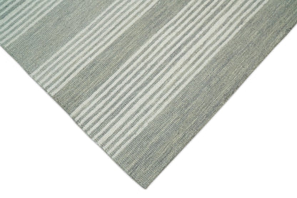 Hand Made Woolen Modern Grey and Ivory Area Rug