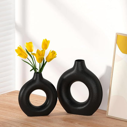 Pano White or Black Ceramic Vase - Set of 2