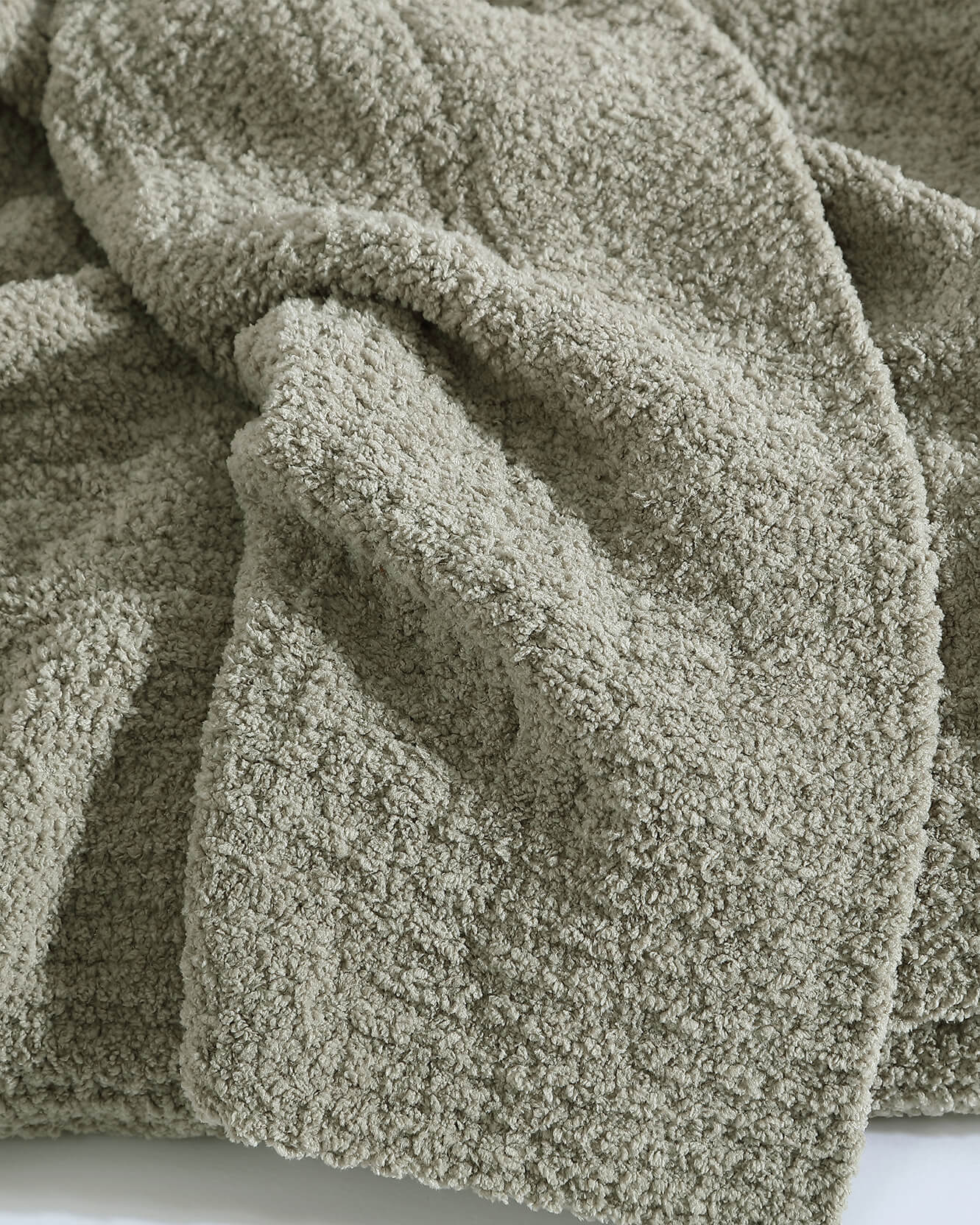 Snug Ribbed Bed Blanket