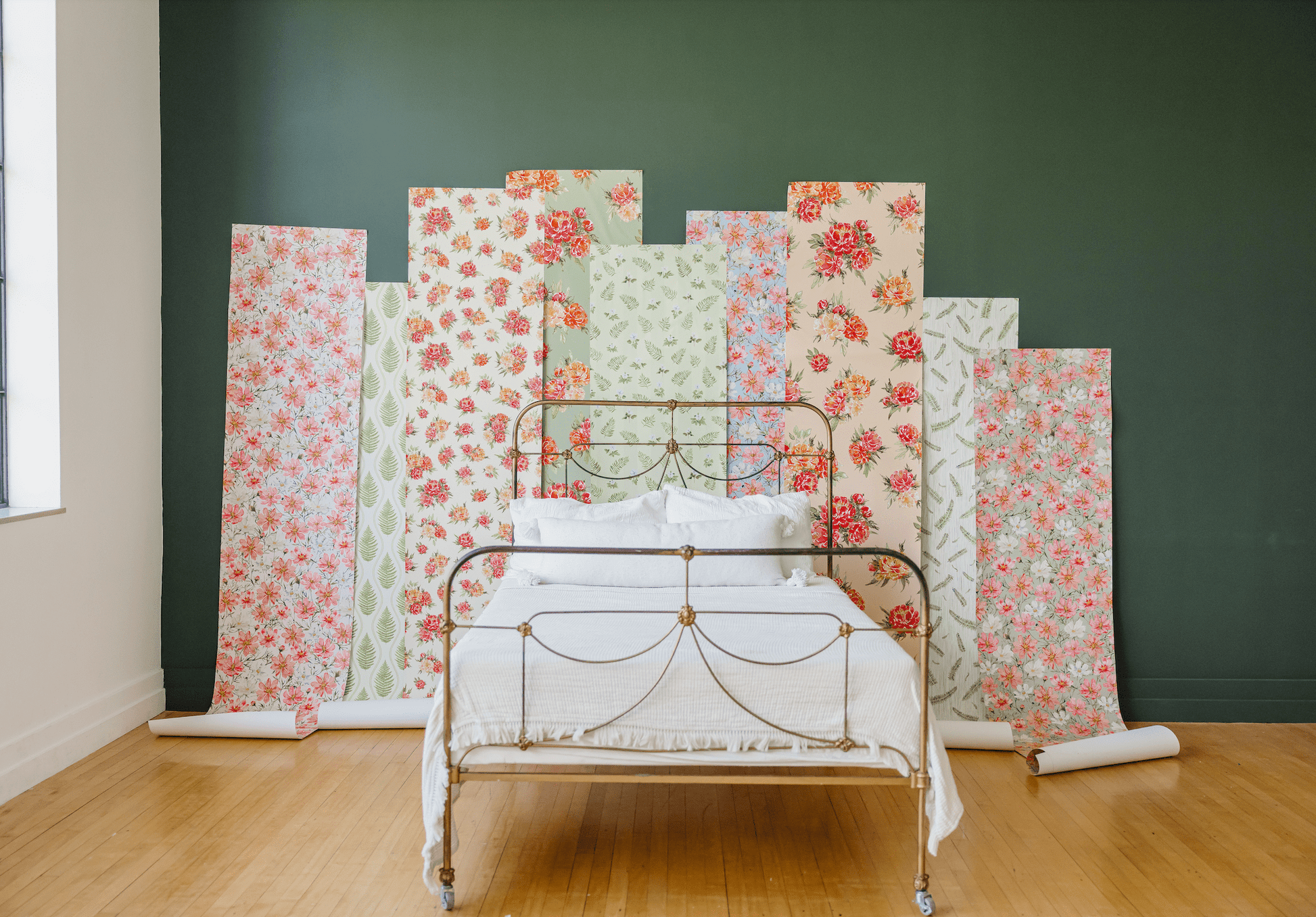 Loomwell Home Goods Abigail Wallpaper by Ela Spurden