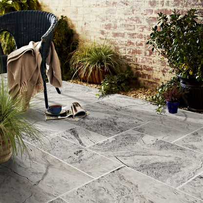 TCSC | Alaska Silver Travertine Pattern Tumbled Pavers - Belair Collection