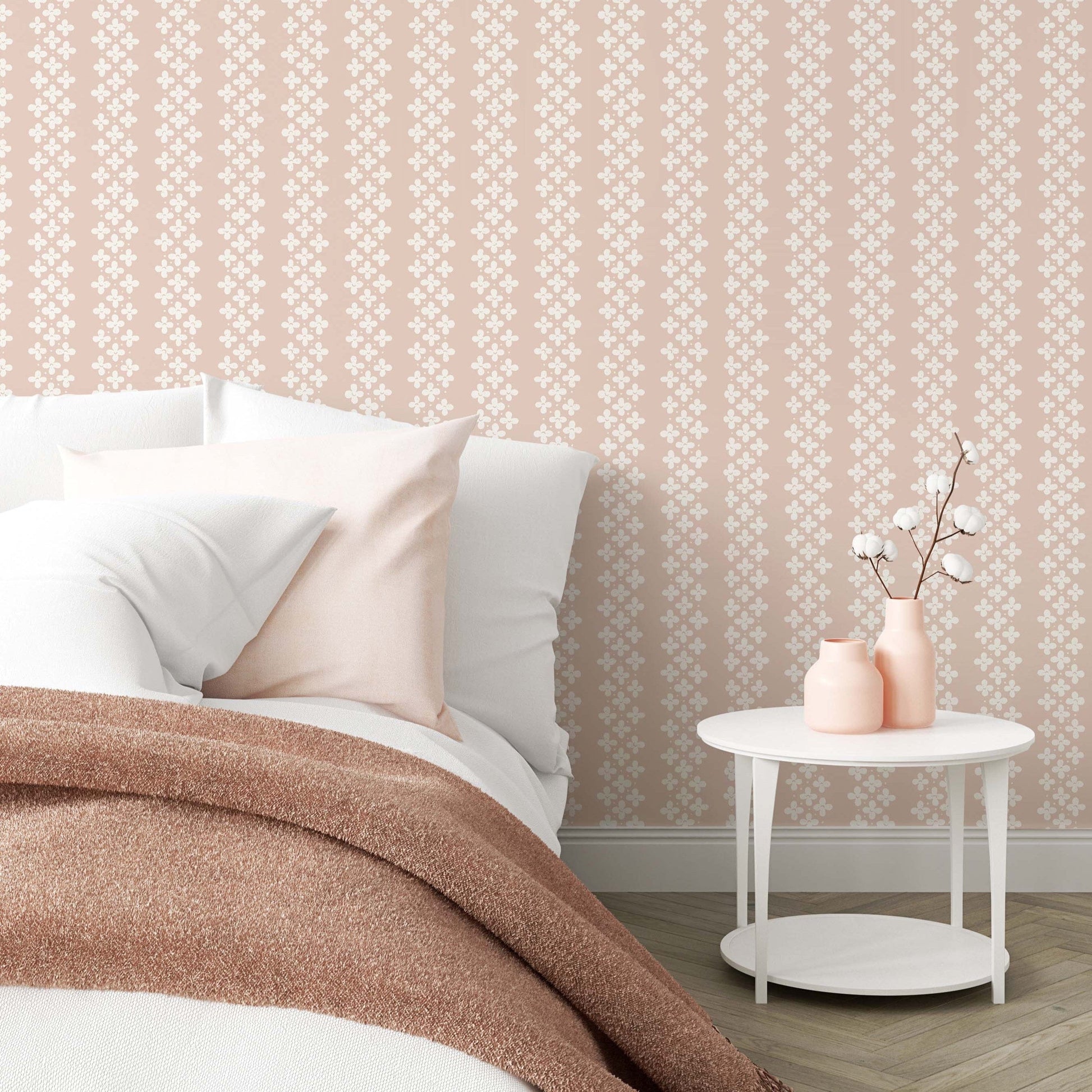 Loomwell Home Goods Alice Wallpaper by Kim Morgan
