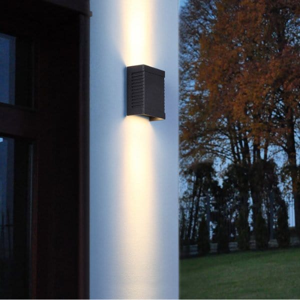 Residence Supply Barak Outdoor Wall Lamp