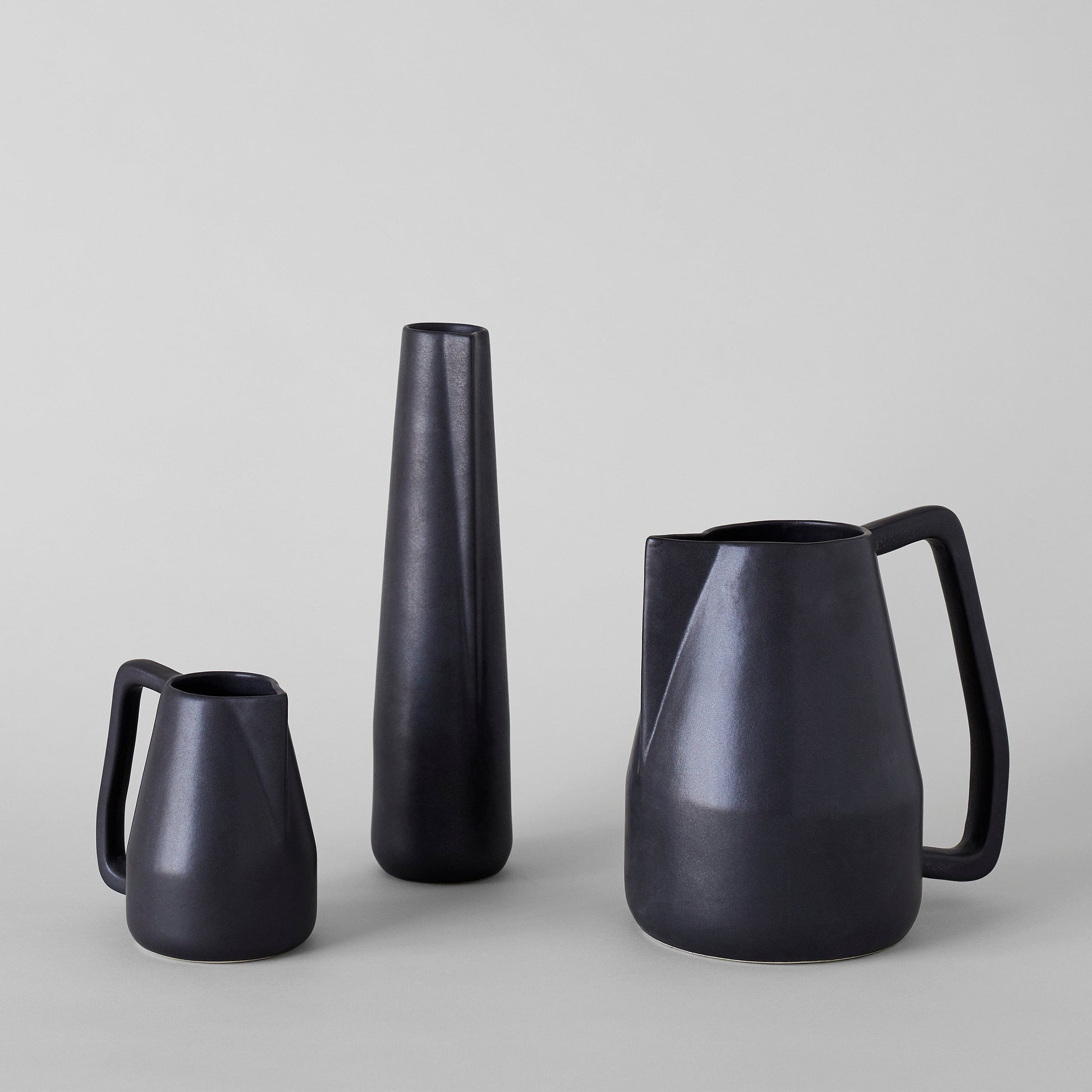 Bloomist Kitchen Black Novah Pitcher