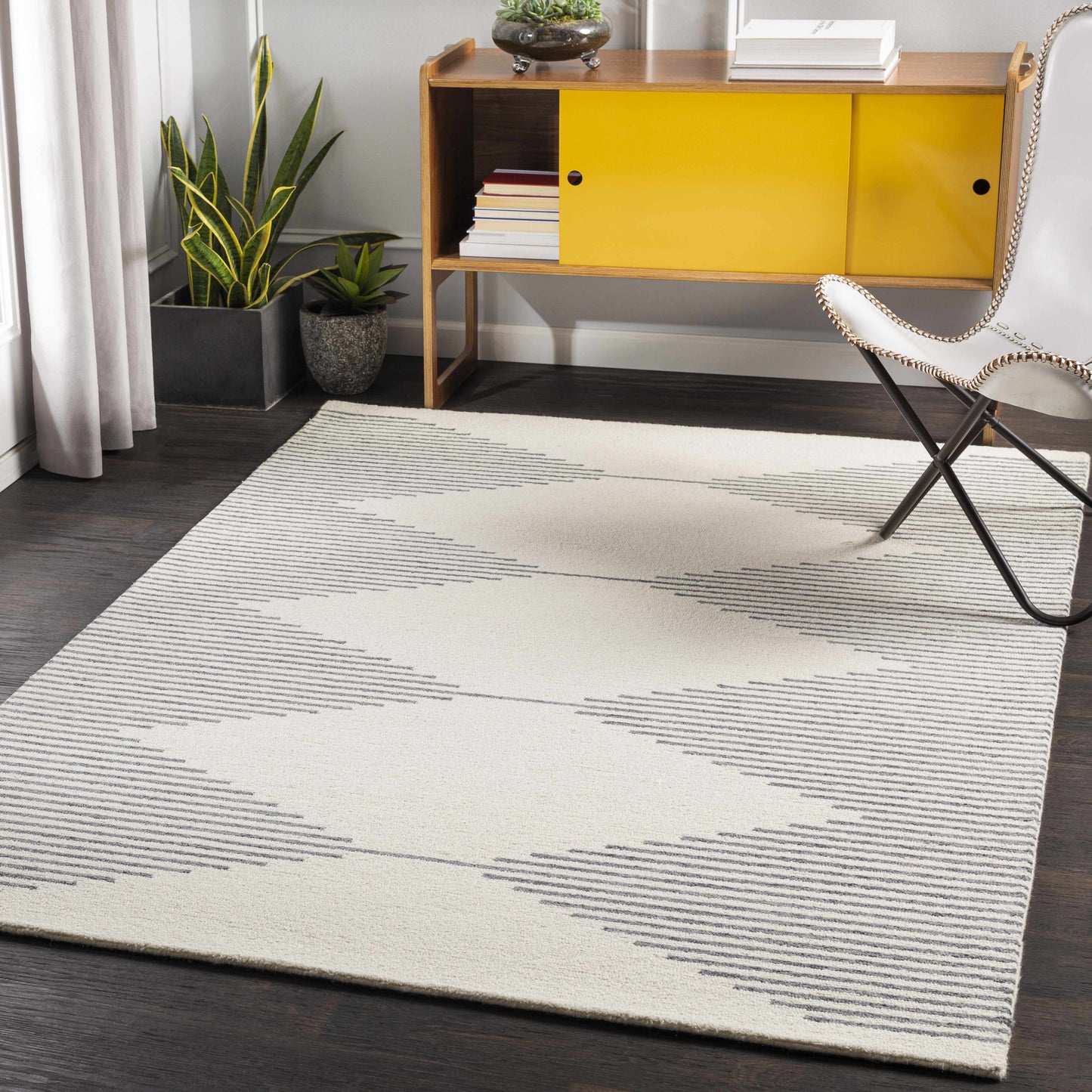 Boutique Rugs Rugs Clapham Beige Diamond Wool Rug