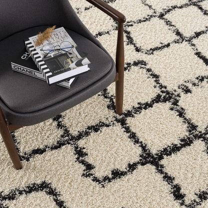 Boutique Rugs Rugs Wallagrass Beige/Black Trellis Tassel Shag