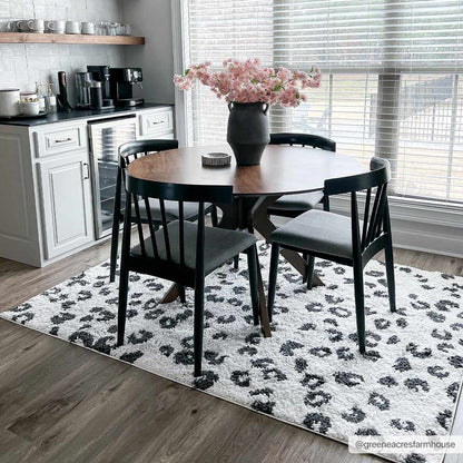 Boutique Rugs Rugs Zhen Black & White Area Rug