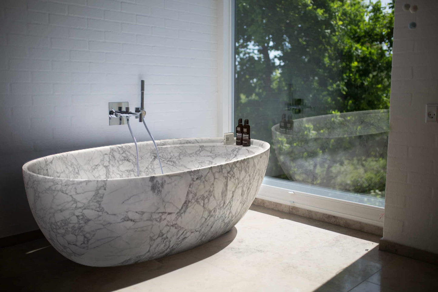 TCSC | Statuario White Marble Bathtub Hand-carved from Solid Marble Block (W)32" (L)68" (H)20"