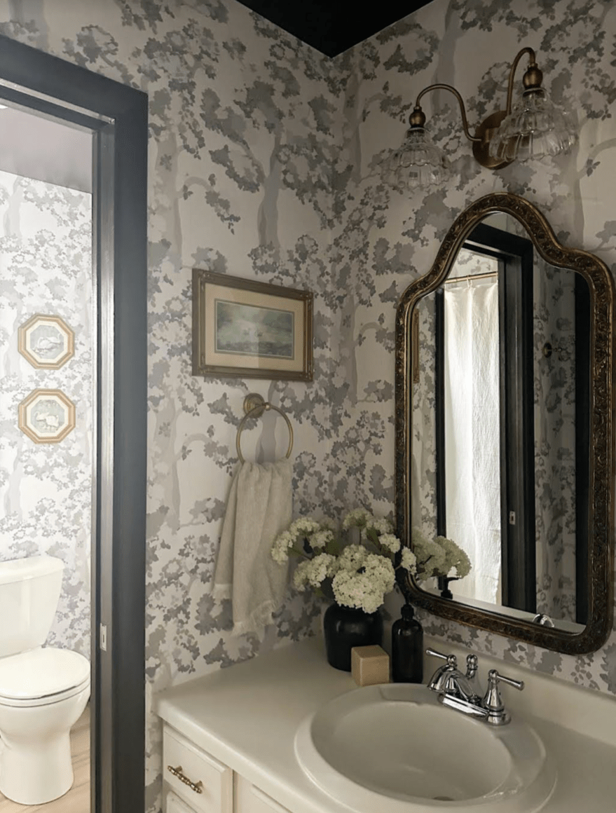 Loomwell Home Goods Wilma Wallpaper by Grateful Artsy Soul