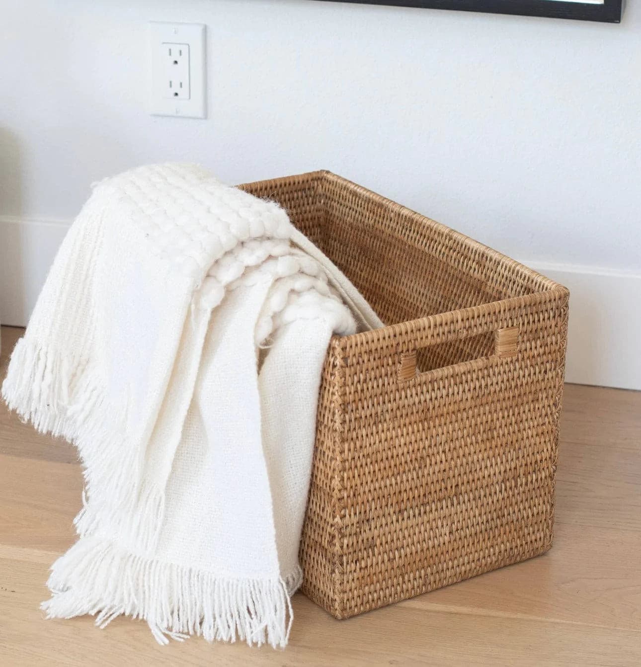 Woven rattan small square baskets - Terrestra